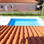 Modern With Private Pool And Garden * Pula