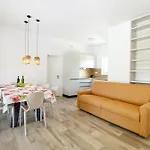Modern With Private Pool And Garden Pula