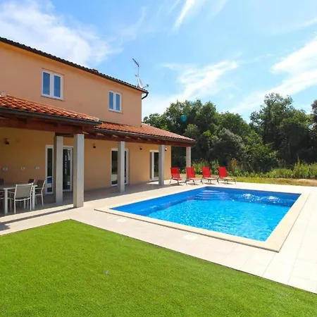 Modern With Private Pool And Garden Vila