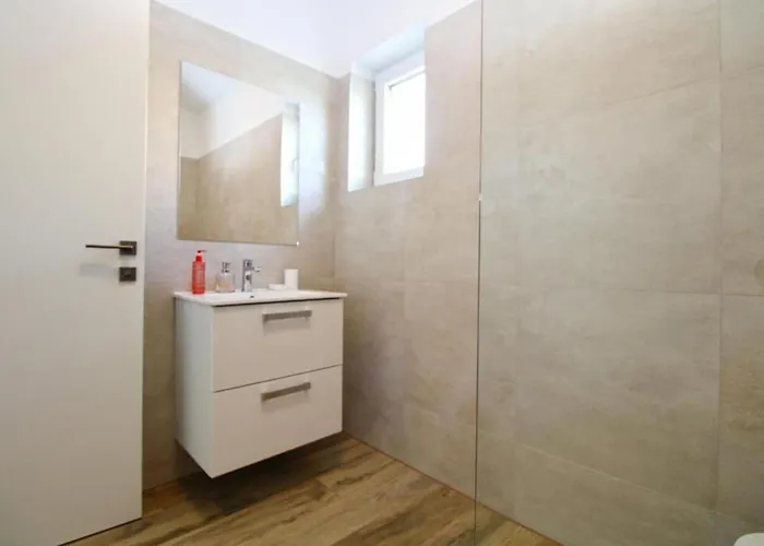 Vila Modern With Private Pool And Garden *