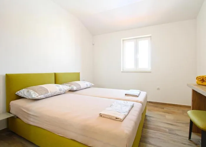 Modern With Private Pool And Garden Villa Póla