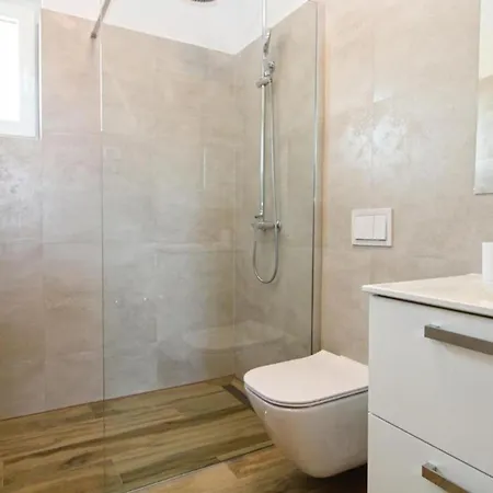 Modern With Private Pool And Garden Вілла